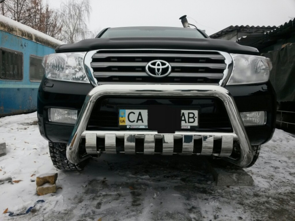 Кенгурятник Land Cruiser 200